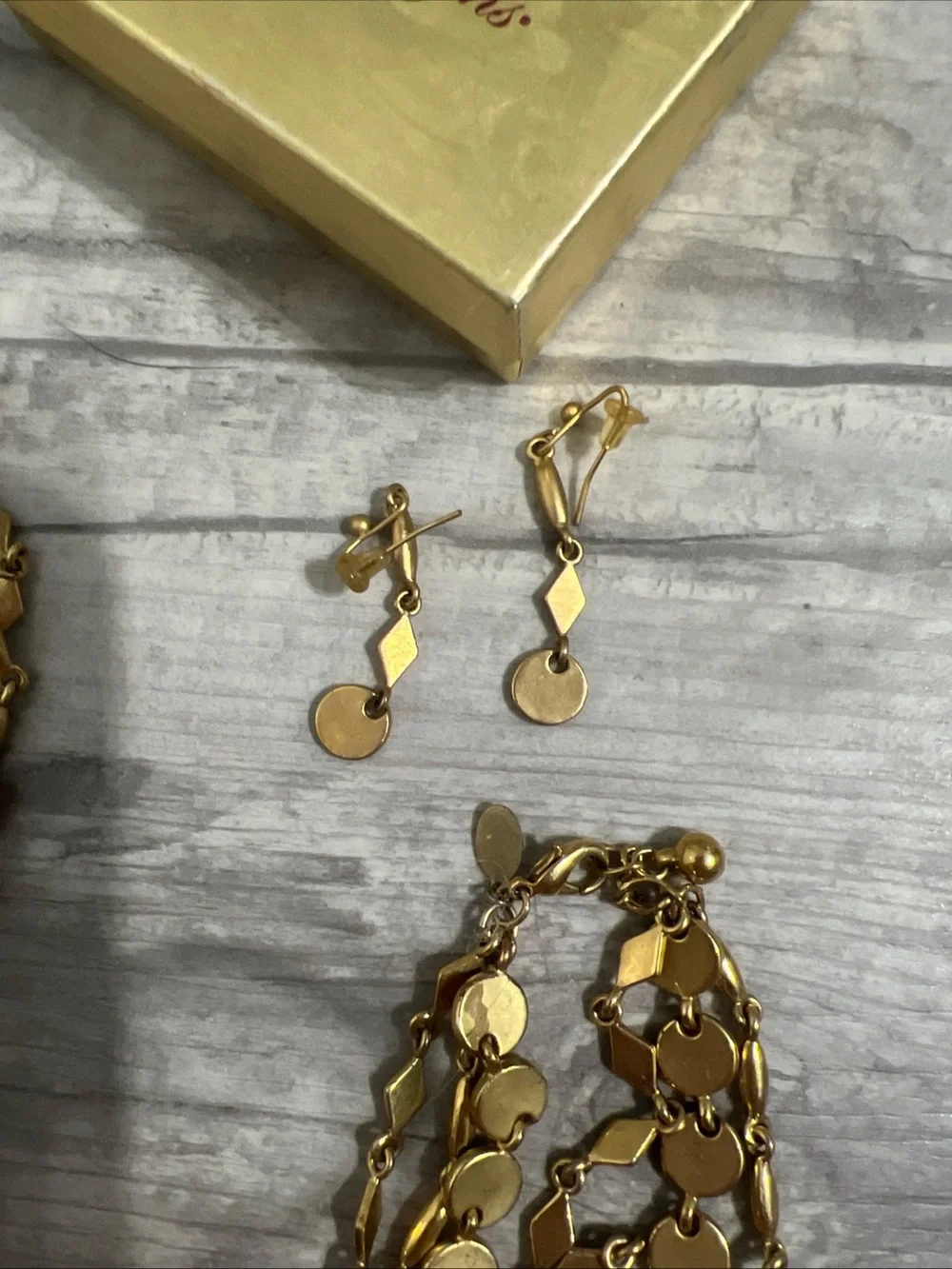 Premier Designs Gold Rush Layered Necklace, Bracelet & Dangle Earrings - Picture 8 of 8